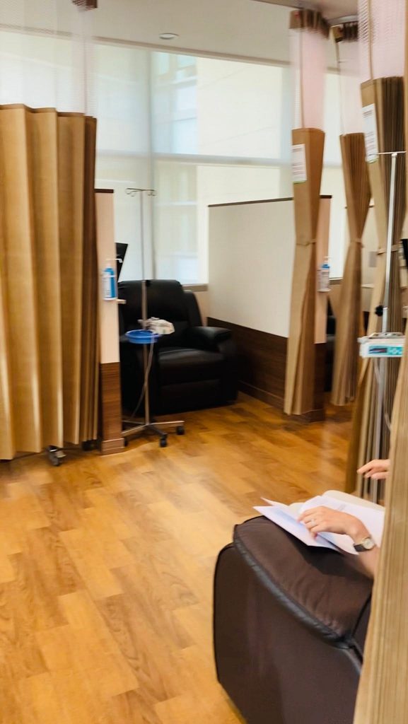 Thuốc miễn dịch trong điều trị ung thư: Vì sao tôi từng truyền Keytruda 4 lần nhưng có 2 lần dùng lượng thuốc… - hình minh họa 1